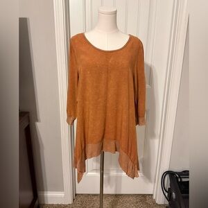 Umgee Asymmetrical Hem Tunic Top